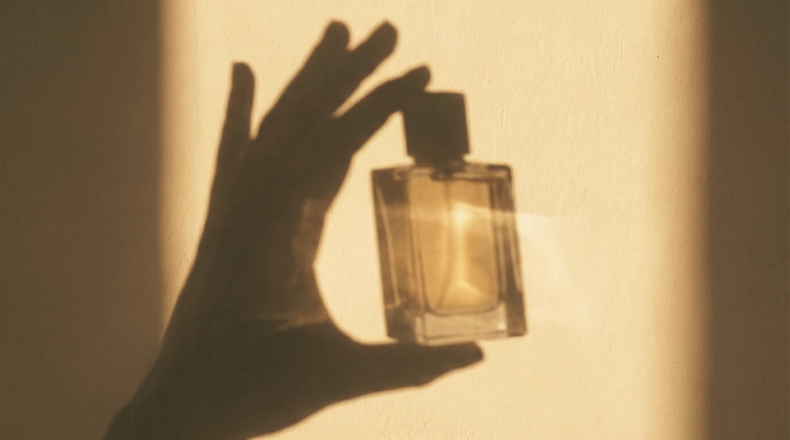 Leather Essence Eau de Parfum